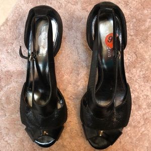 New Kristin Davis Shoes Size 9.5